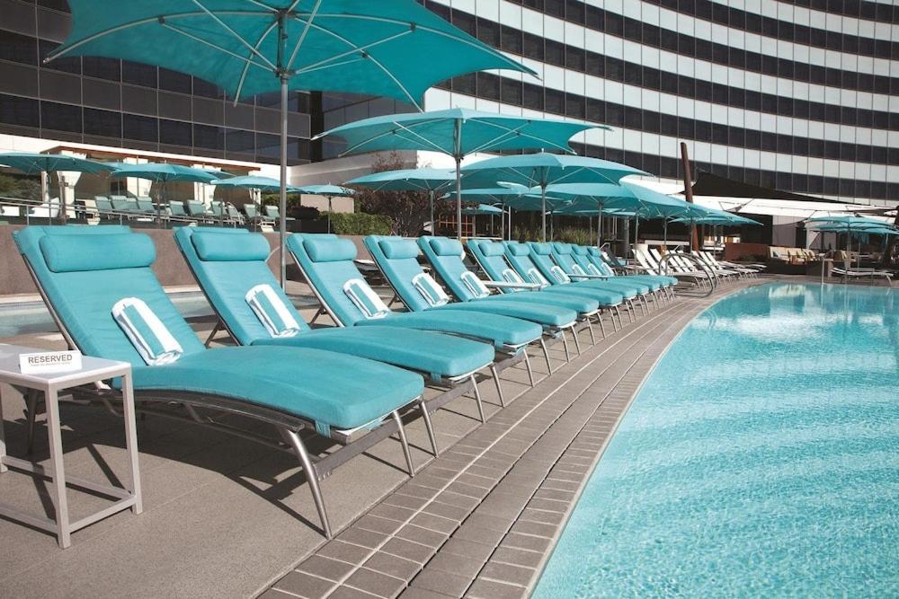 Vdara Hotel & Spa At Aria Las Vegas By Suiteness Exterior photo