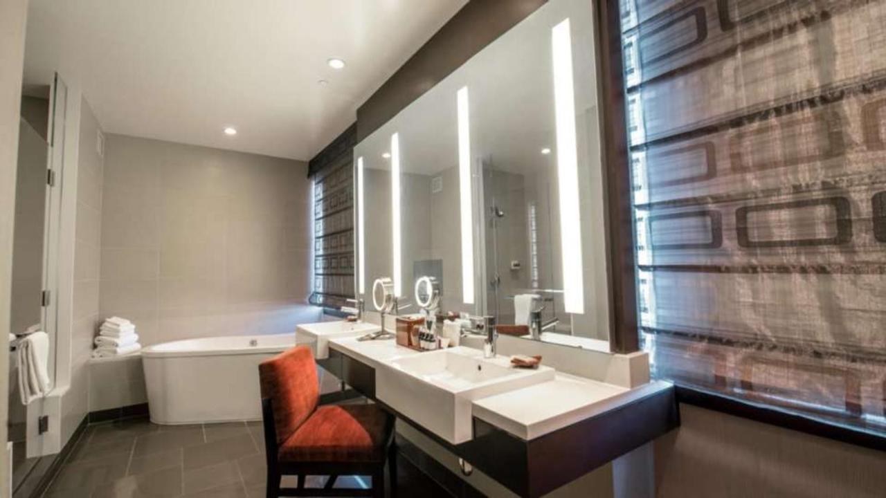 Vdara Hotel & Spa At Aria Las Vegas By Suiteness Exterior photo